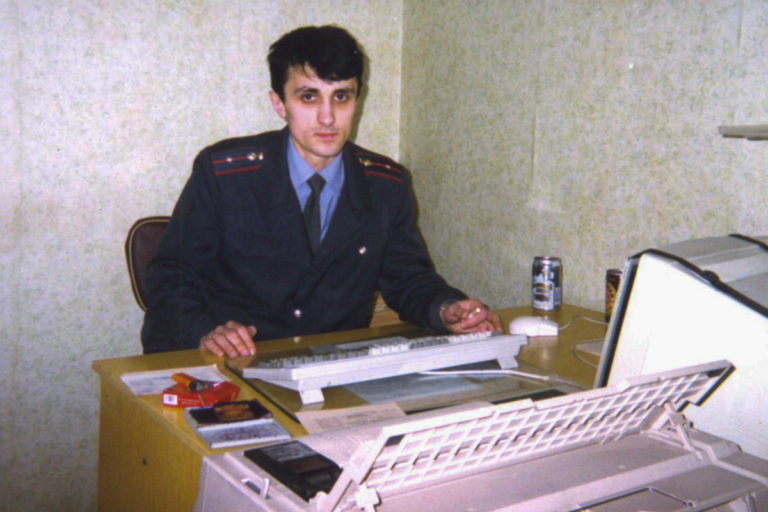 Бес Араб - милиционер
