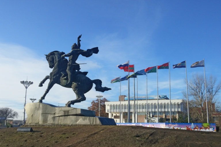 Памятник Суворову в Тирасполе